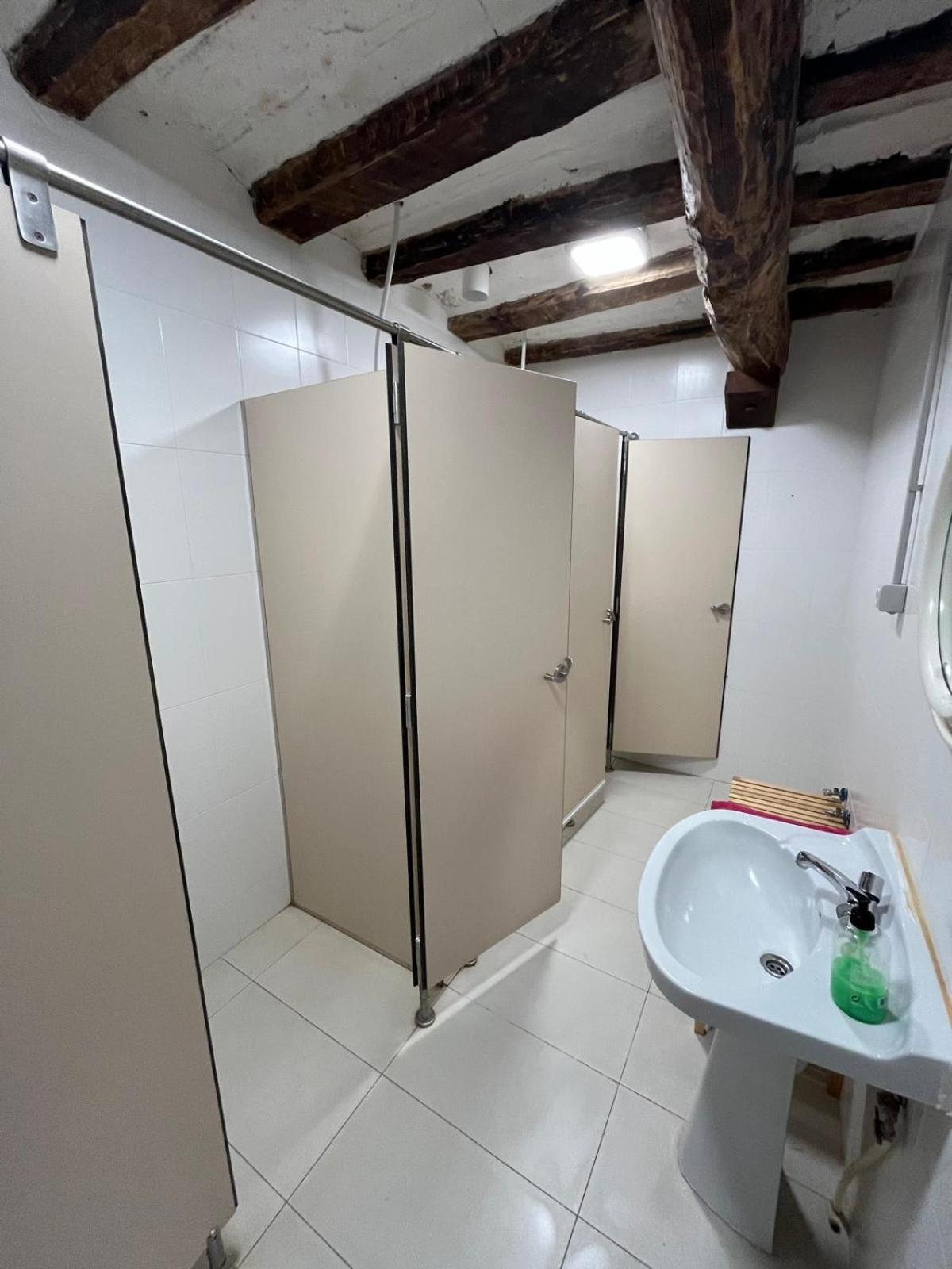 Rest Life El Salto Hostel Belorado Room photo